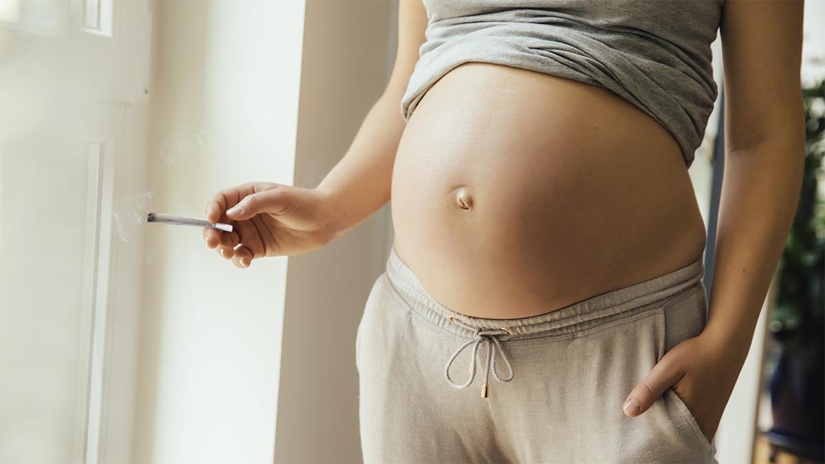 Titelbild für den Artikel "Tabakersatz in der Schwangerschaft"